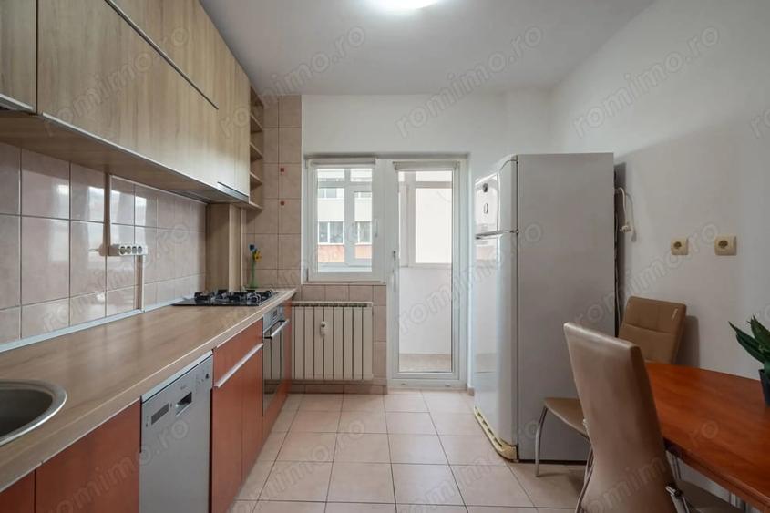 Apartament cu 2 camere semidecomandat în Turda