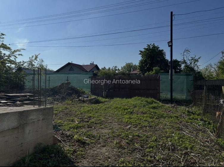 Teren intravilan cu fundatie si beci, Cocorasti Grind Prahova