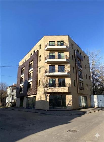 Birou, de 450 mp, în Grădina Icoanei