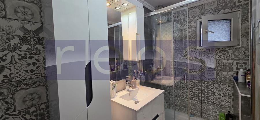 VANZARE 3 CAMERE DECOMANDAT -13 SEPTEMBRIE -SEBASTIAN - 16