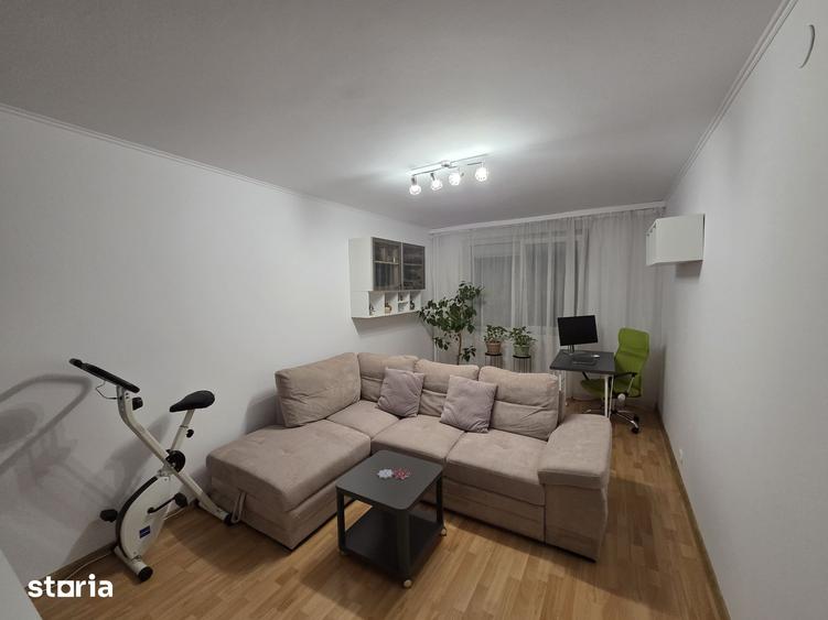 Apartament cu 3 camere, mobilat în Rahova