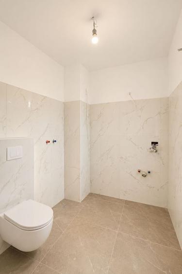 Apartament cu 3 camere decomandat în Șagului