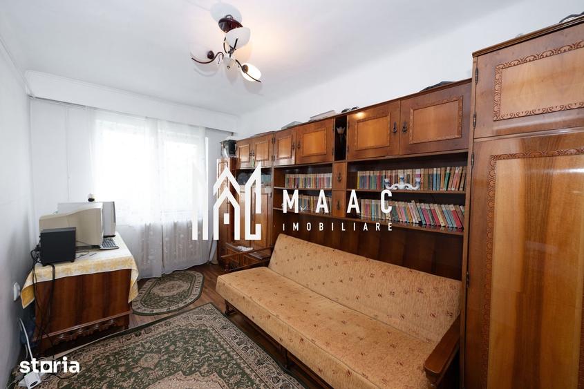 Apartament cu 3 camere semidecomandat în Central