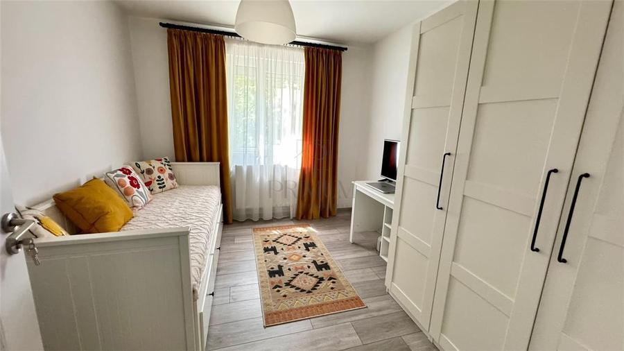 Apartament cu 3 camere decomandat, mobilat în Șagului