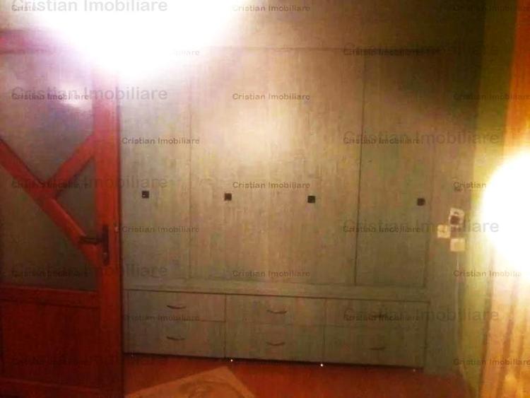 Apartament cu 2 camere decomandat în Buzaului