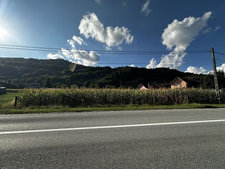 Teren de 1100 mp, în Feldru