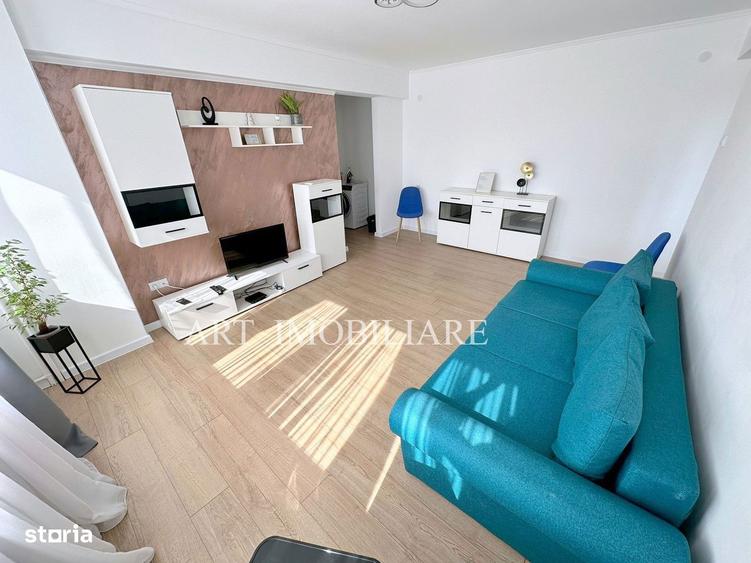 Apartament cu 2 camere semidecomandat, mobilat în Central
