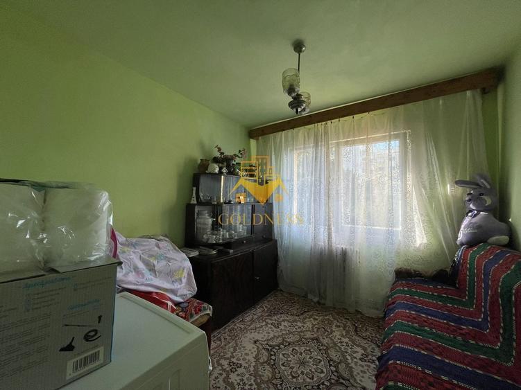 Apartament cu 3 camere semidecomandat în Mănăștur