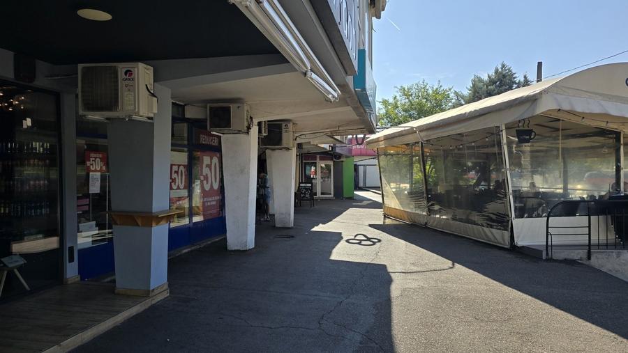 Spațiu comercial, de 61 mp, în Rogerius