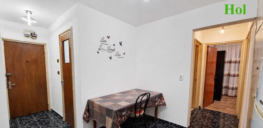Apartament cu 3 camere decomandat în Lujerului