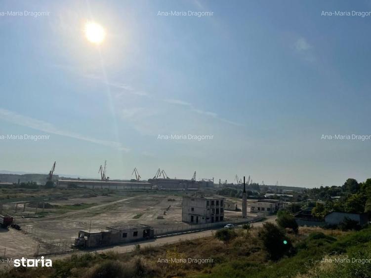 Teren de 63000 mp, în Centură
