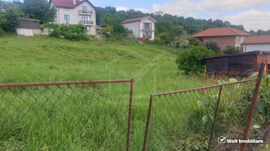 Teren Construcții intravilan de 976 mp, în Dâmbul Rotund