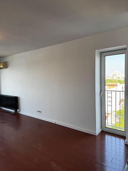 Apartament cu 3 camere decomandat în Bucureștii Noi