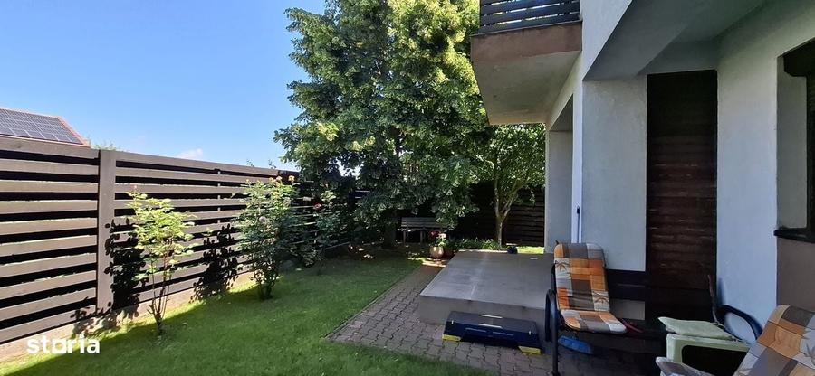 Casă cu 4 camere în Glina