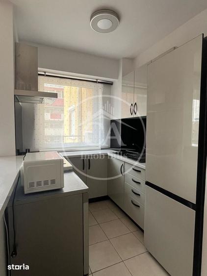 Apartament cu 3 camere decomandat în Iosia