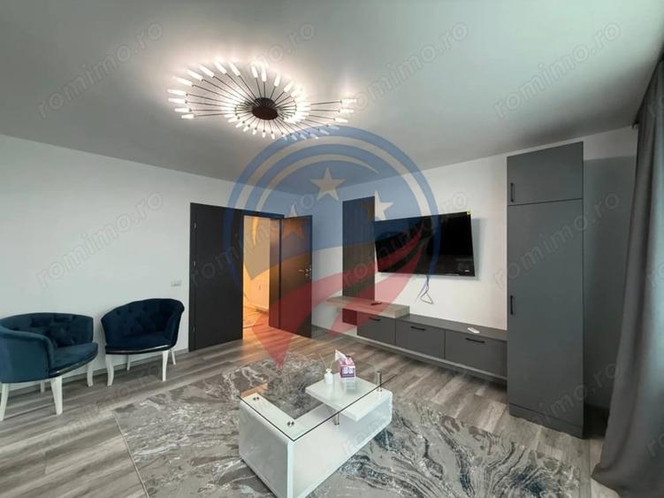 Apartament cu 4 camere semidecomandat, mobilat în Ultracentral