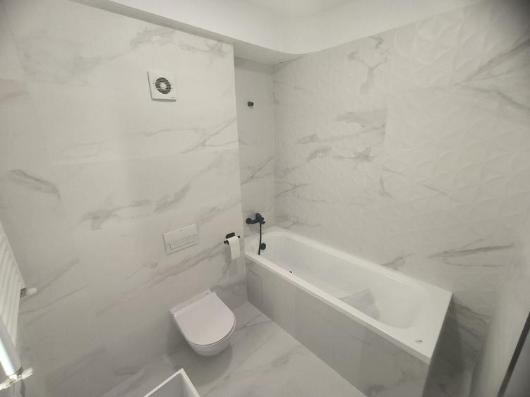 Apartament cu 3 camere decomandat, mobilat în Politehnica