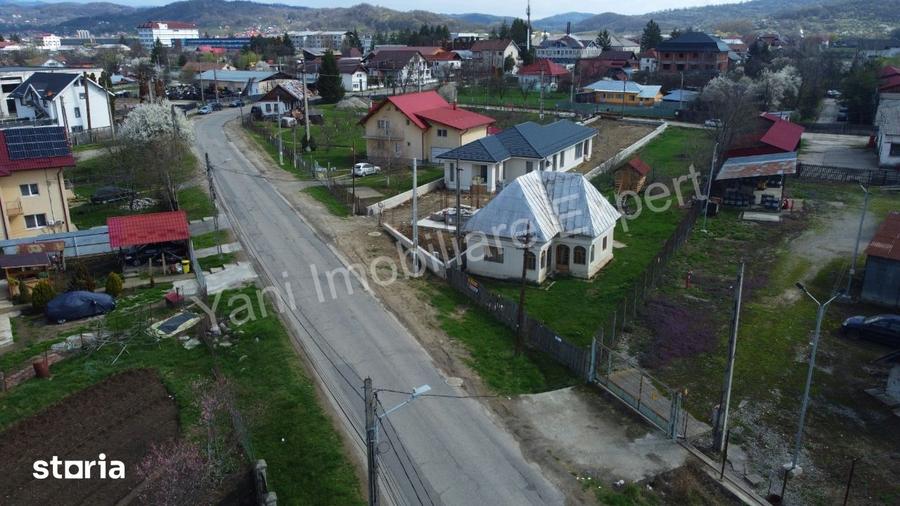 Casă cu 3 camere cu Teren 616 Mp în Curtea de Argeș