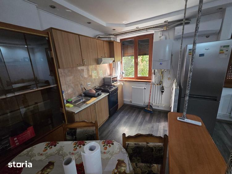 Apartament 2 camere str Isaccei (Restaurant -Psso Doble ) - 10