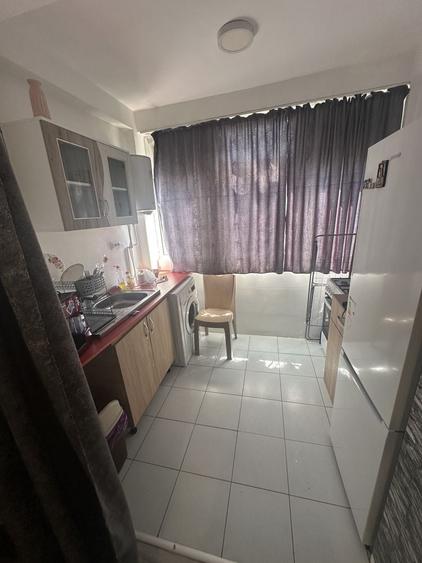 Garsonieră decomandată în Războieni