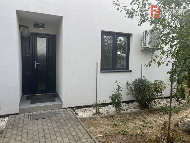 Spațiu comercial, de 504 mp, în Moșnița Nouă