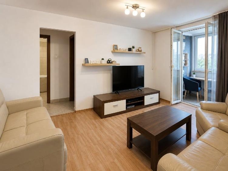 Apartament cu 2 camere decomandat, mobilat în Gara de Nord