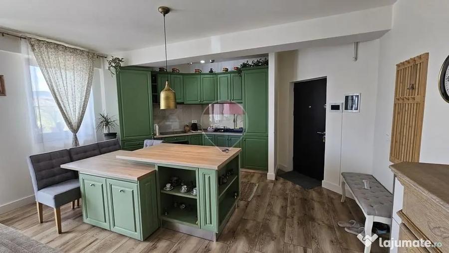 Apartament cu 2 camere decomandat în Central