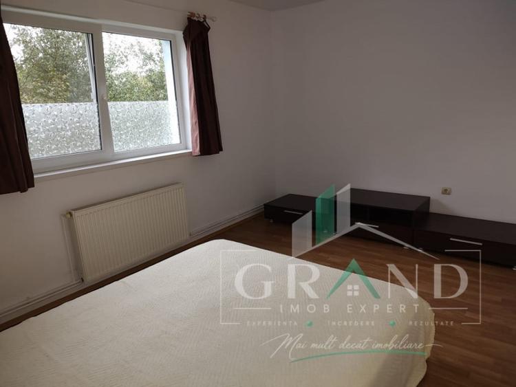 Casa individuala de inchiriat | 3 camere | Curte | Terasa - 7