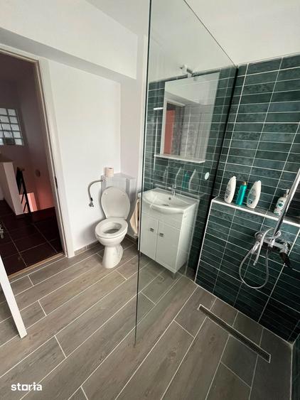 Apartament cu 3 camere semidecomandat în Nord