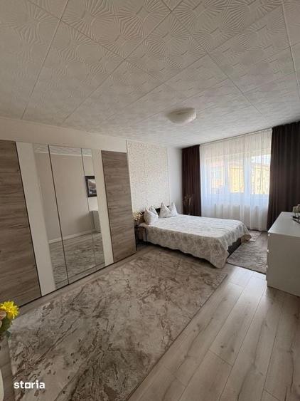 Apartament cu 3 camere decomandat în Orașul Vechi