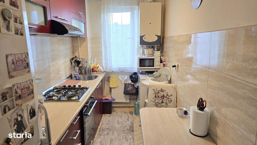 Vand apartament 3 camere, Deva, Al. Armatei, etaj 3, mobilat, utilat - 2