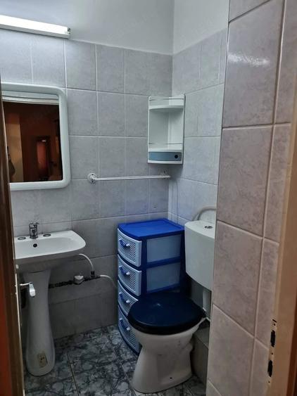 Apartament cu 3 camere decomandat în Alfa