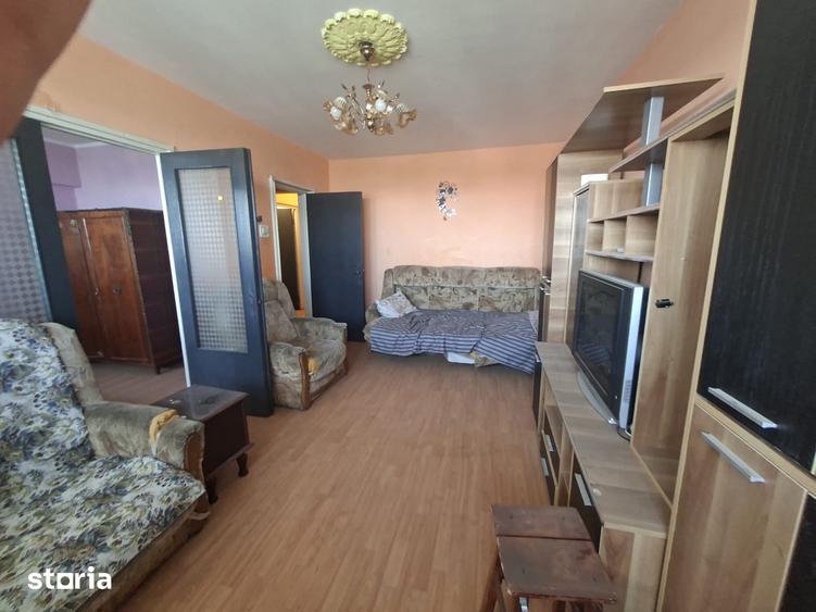 Apartament cu 3 camere decomandat în Ghencea
