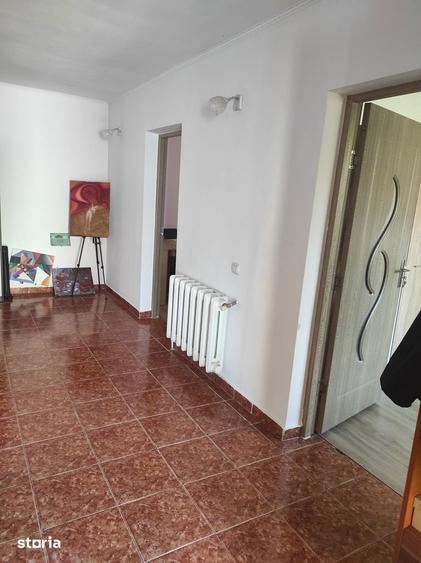 Casă cu 4 camere cu Teren 114 Mp în Exterior Vest