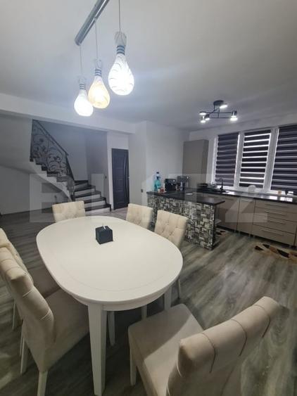 Duplex cu 5 camere cu Canalizare în Florești