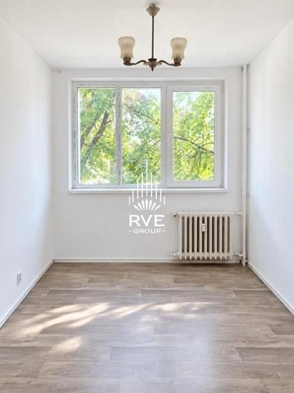 Apartament cu 3 camere în Gorjului