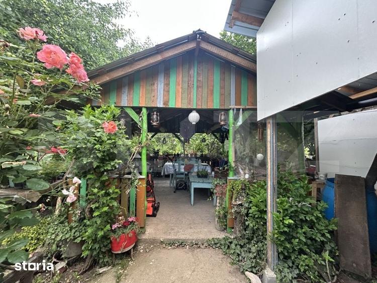 Casă cu 3 camere cu Teren 2800 Mp în Central