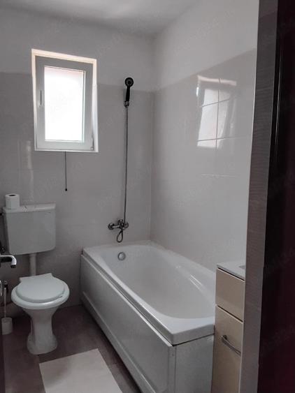 Apartament cu 2 camere decomandat în Exterior Vest