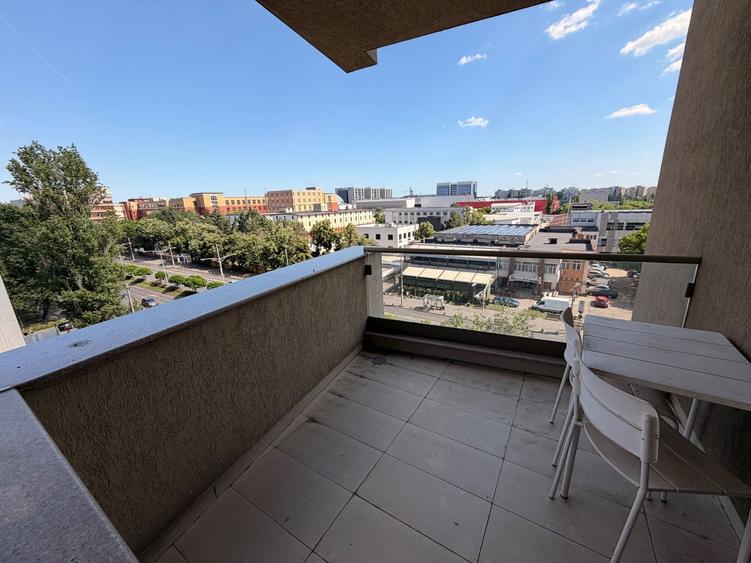 Apartament cu 3 camere semidecomandat, mobilat în Cotroceni