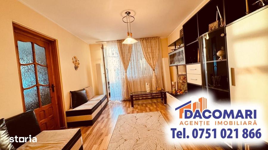 Apartament cu 2 camere decomandat în Micro 17