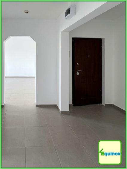 Apartament cu 4 camere decomandat în Malu Roșu