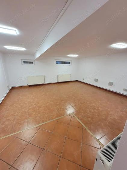 Spațiu comercial, 90 mp în Central