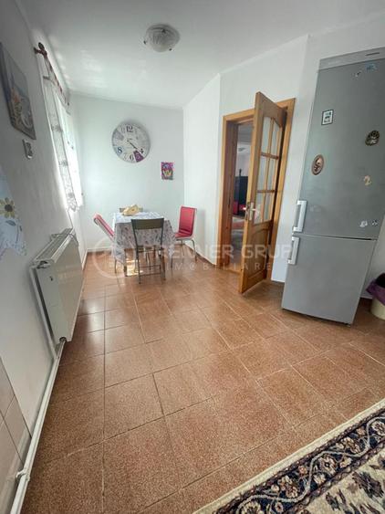 Duplex cu 4 camere cu Canalizare în Valea Adâncă