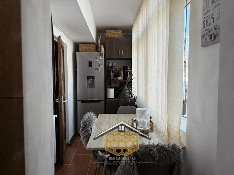 Apartament cu 2 camere decomandat în Valea Rosie