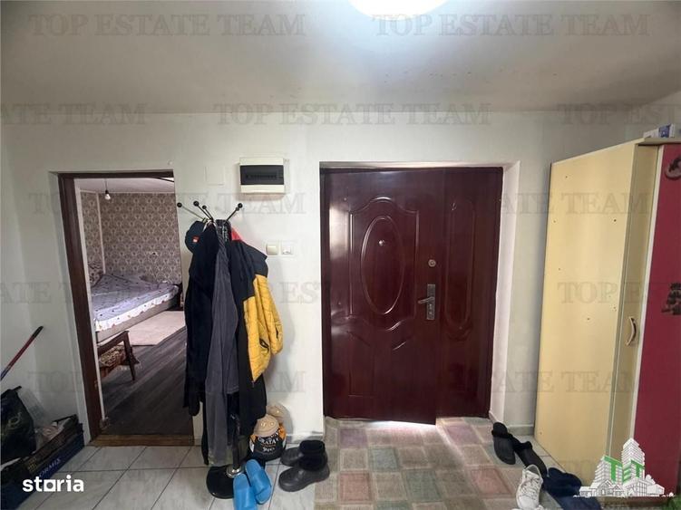 Casă cu 3 camere cu Teren 321 Mp în Glina