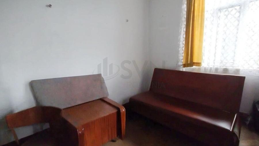 Apartament cu 5 camere decomandat în Unirii