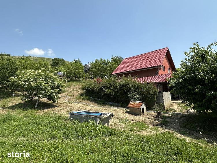 Casă cu 3 camere cu Teren 3500 Mp în Târnăveni