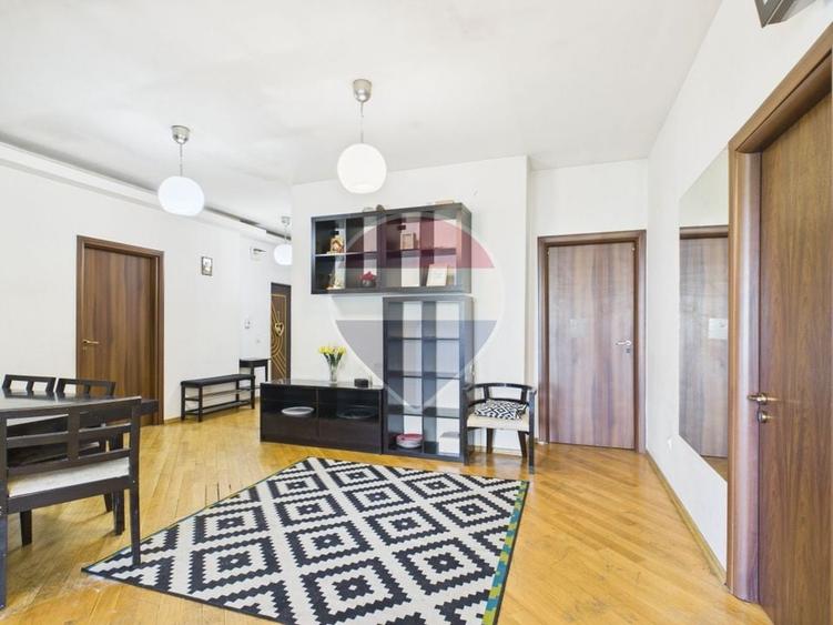 Apartament 5 camere de vanzare în zona Bucurestii Noi - 1