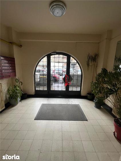 Garsonieră, mobilată în Universitate