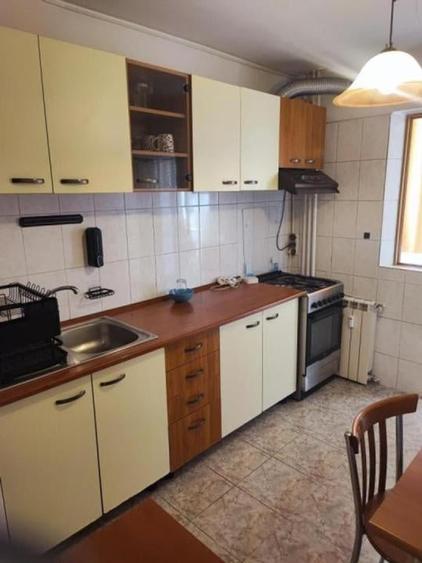 Apartament cu 3 camere în Iancului